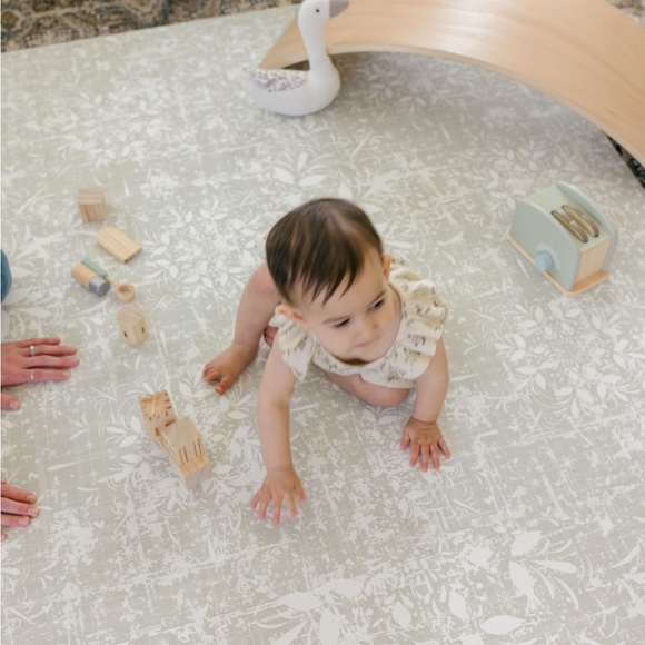 4x6 EVA Foam Play Mat in Sage Green - Picture 3 of 9